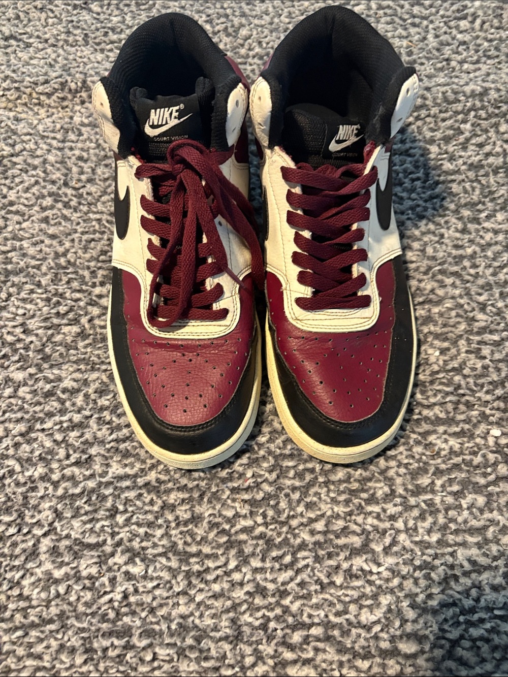 Nike Men’s size 10.5 Court Vision Mid Sneakers in Burgundy/Black Good Condition!
